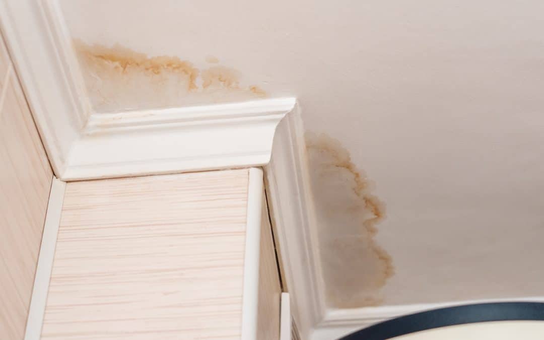 Signs of water damage | Valley Restoration and Construction